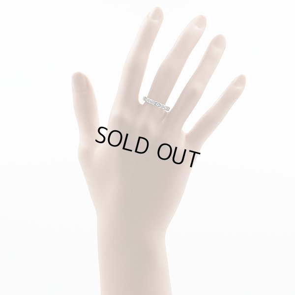 シャネル　750WG ココ クラッシュリング J11871 3.40g 　装着イメージ