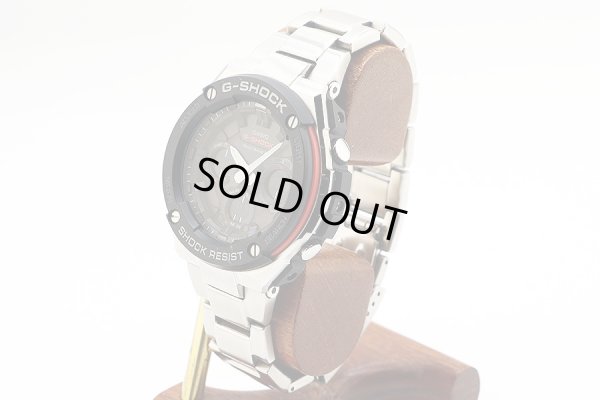 カシオ　Ｇショック　ＧＳＴ－Ｗ１０００Ｄ　５４４４　デジアナ　黒文字盤　サイド