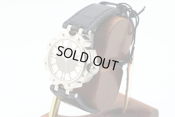 サルパネヴァ　Ｌｏｉｓｔｅ ２２　黒文字盤　サイド