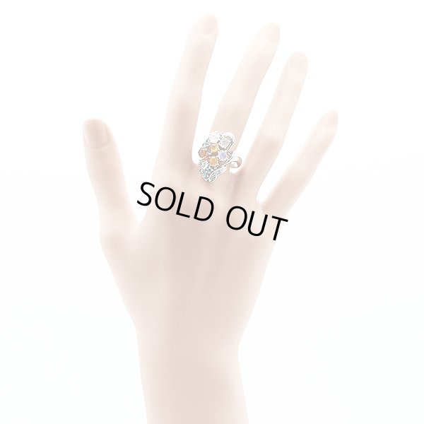 PT900 マルチオパールトルマリンダイアイリリング 2.12ct 0.31ct 0.06ct 11.00g　装着イメージ