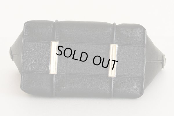 トッズ Tタイムレス レザー ショッピングバック ミニ ブラック 底