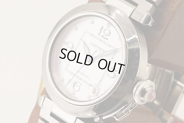 カルティエ　パシャＣ　２３２４　ピンクシェル文字盤　サイド拡大