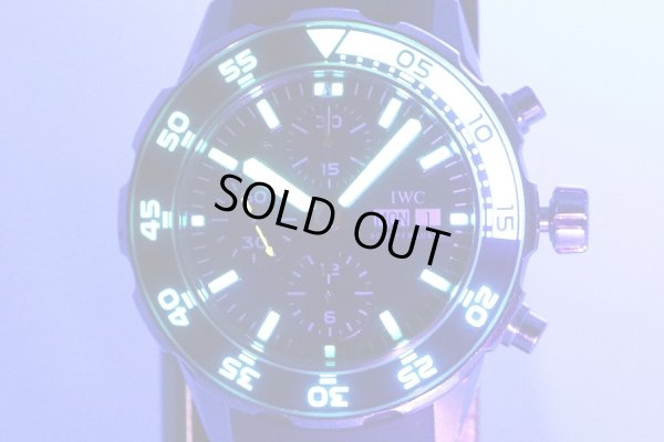 ＩＷＣ　アクアタイマー　クロノグラフ　ＩＷ３７６７１１　紺文字盤　ライト
