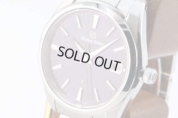 グランドセイコー　ＳＢＧＰ００７　９Ｆ８５－０ＡＡ０　紺文字盤　赤秒針　ＧＳ６０周年限定　サイド拡大