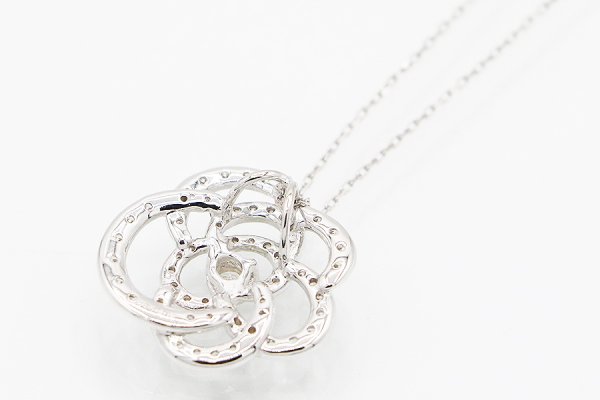 K18WG ダイアイリペンダントネックレス 0.75ct 4.30g　裏面