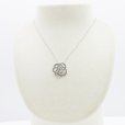K18WG ダイアイリペンダントネックレス 0.75ct 4.30g　装着イメージ