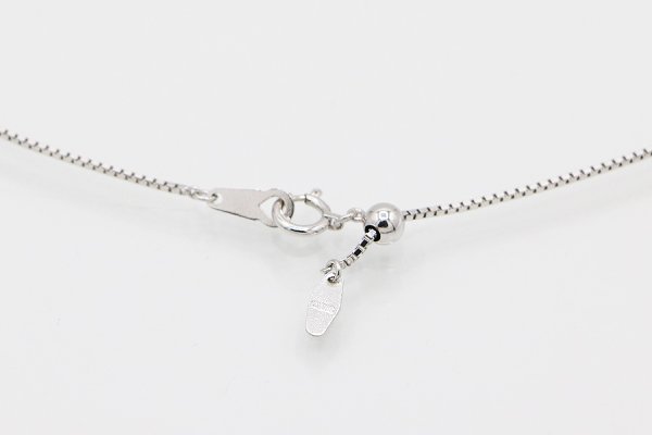 K18WG ダイアイリペンダントネックレス 1.01ct 8.80g　留め具