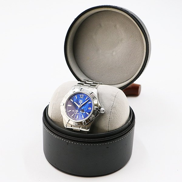 タグホイヤー　アクアレーサー　ＷＡＦ２１１Ｆ　青シェル文字盤　フィジー限定　亀　箱