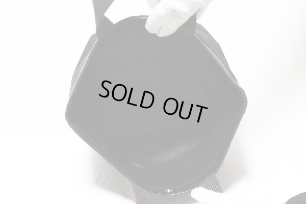 エルベシャプリエ　コーデュラ舟型トートM 707C ノワール／モカ　中身