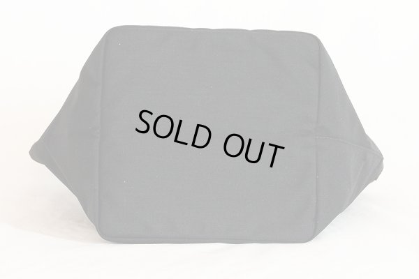 エルベシャプリエ　コーデュラ舟型トートM 707C ノワール／モカ　底