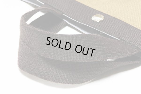 エルベシャプリエ コーデュラ舟型トートM 707C シャモワ/モカ 持ち手に毛羽立ち