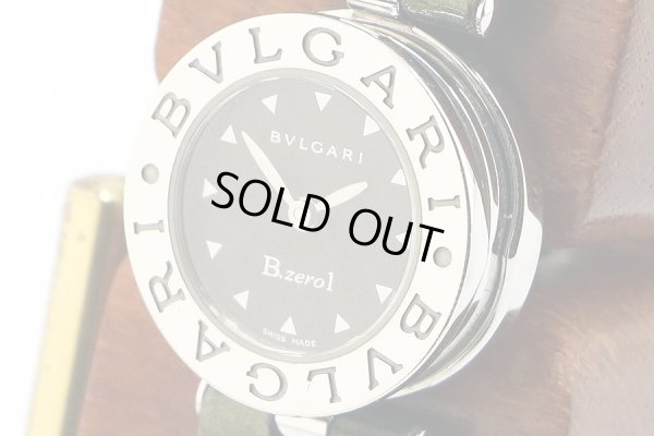 ブルガリ　ビーゼロワン　ＢＺ２２　黒文字盤　サイド拡大