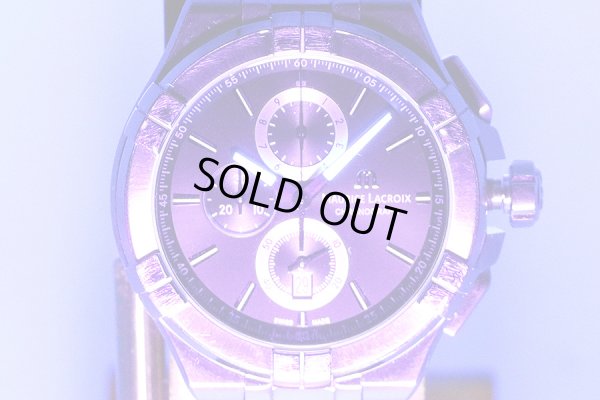 モーリス・ラクロア　アイコン　クロノグラフ　黒文字盤　ライト