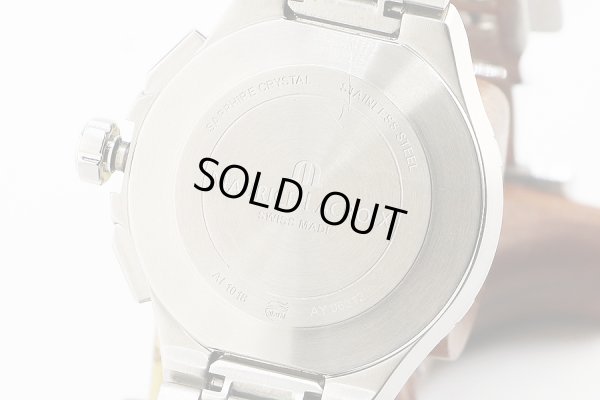 モーリス・ラクロア　アイコン　クロノグラフ　黒文字盤　裏面拡大