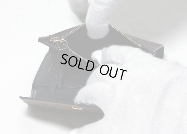 ルイ・ヴィトン ポルトフォイユ・ヴィクトリーヌ M81557　中身