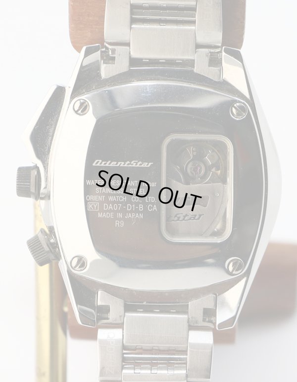 オリエントスター　レトロフューチャー　ＷＺ０１９１ＤＡ　ギターモデル　茶文字盤　裏面拡大