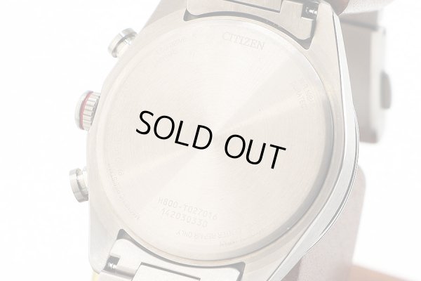 シチズン　アテッサ　ＡＴ８１８１－６３Ｗ　電波エコドライブ　緑文字盤　裏面拡大