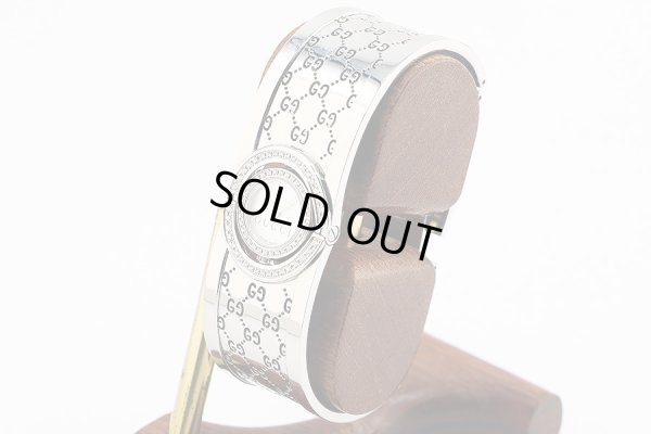 グッチ　トワール　１１２　シェル文字盤　Ｄベゼル　サイド