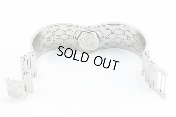 グッチ　トワール　１１２　シェル文字盤　Ｄベゼル　バングル