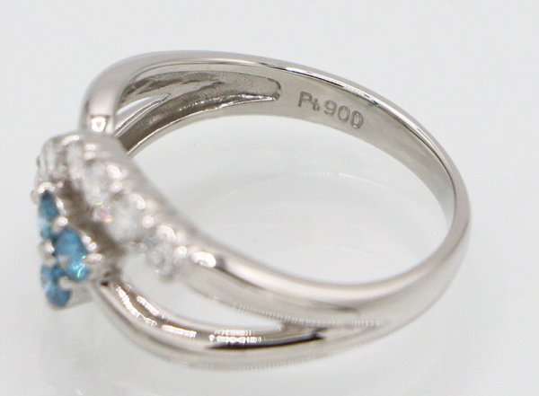 PT900 ダイアイリリング 0.50ct 4.40g　刻印