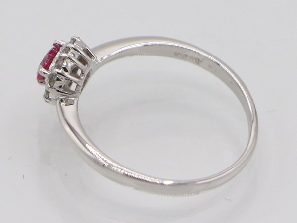 ノーブランドジュエリー K18WG ルビーダイアイリリング 0.25ct 0.15ct 1.90g　刻印