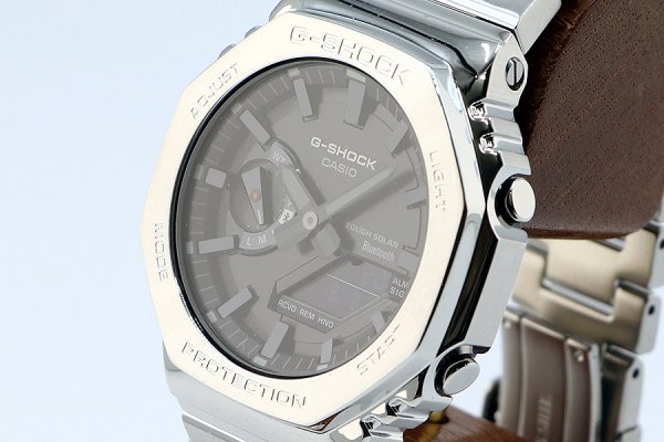 カシオ　Ｇショック　ＧＭ－Ｂ２１００Ｄ　デジアナ　黒文字盤　サイド拡大