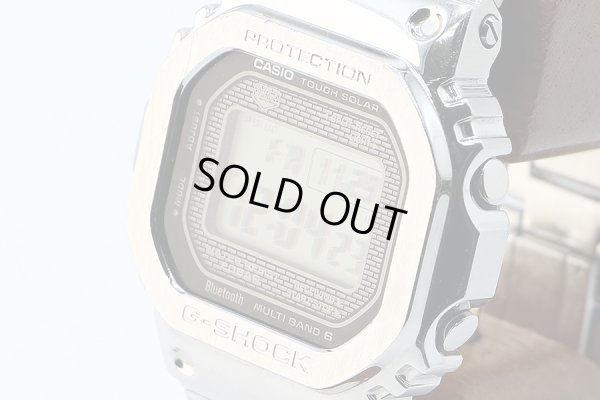 カシオ　Ｇショック　ＧＭＷ－Ｂ５０００Ｄ　３４５９　デジタル文字盤　サイド拡大