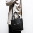 バレンシアガ　エブリデイ　トート　XXS 551815　ブラック　掛けたイメージ