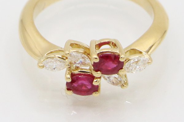 クイーン 750YG ルビーダイアイリリング 0.61ct 0.31ct 4.40g　拡大