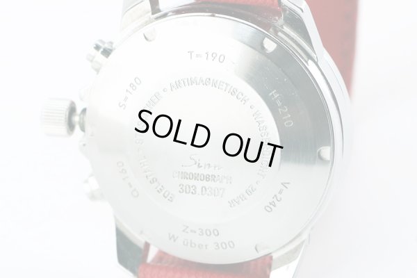 ジン　３０３　クロノグラフ　アウトバーン　黒文字盤　裏面拡大