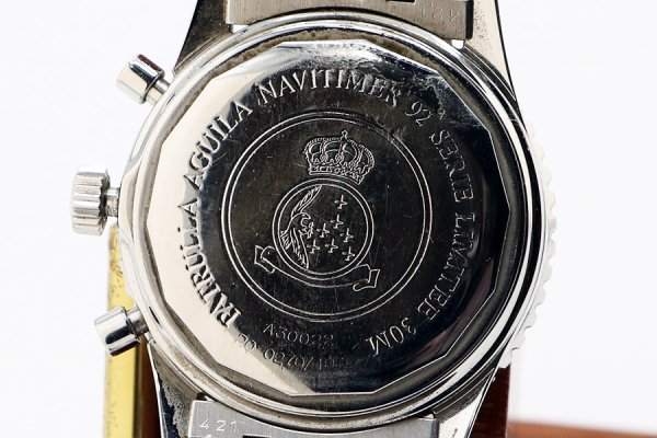 ブライトリング　ナビタイマー　Ａ３００２２　青文字盤　バルトーラ・アギラ限定　裏面拡大