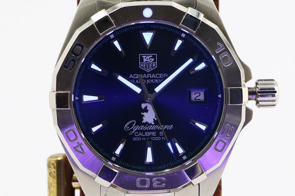 タグホイヤー　アクアレーサー　ＷＡＦ２１１７　紺文字盤　小笠原限定　ライト