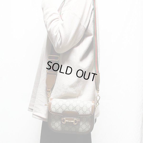 グッチ　ホースビット1955 ミニショルダーバック 658574 403075 ベージュ　掛けたイメージ(2)