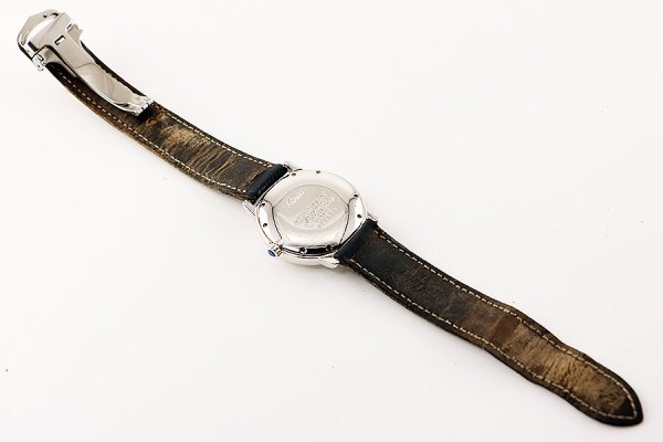 カルティエ　マストII　ロンド　１８１５－１　白文字盤　革ベルト状態　裏面