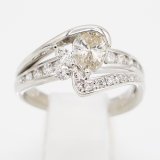 PT900 ダイアイリリング 0.88ct 0.54ct 8.20g