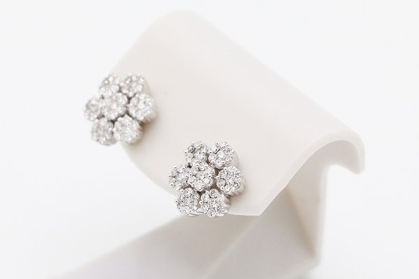 K18WG ダイアイリピアス 0.50ct*2 3.40g　サイド