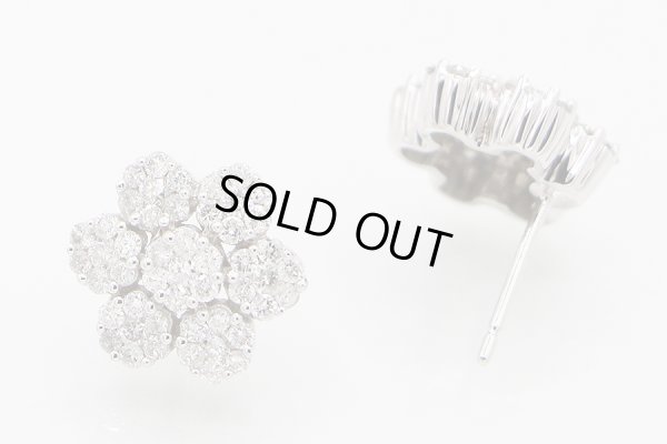 K18WG ダイアイリピアス 0.50ct*2 3.40g　イメージ