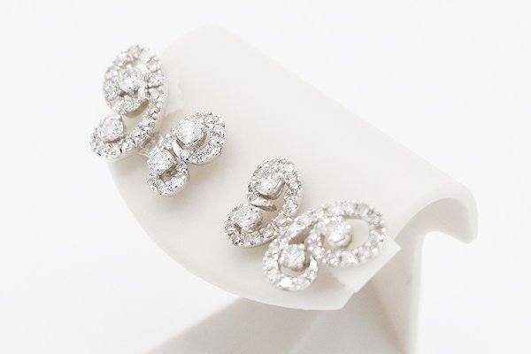 750WG ダイアイリピアス 1.26ct 5.30g　サイド