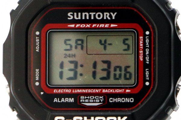 カシオ　Ｇショック　ＤＷ－５６００ＶＴ　デジタル文字盤　３２２９　表面拡大