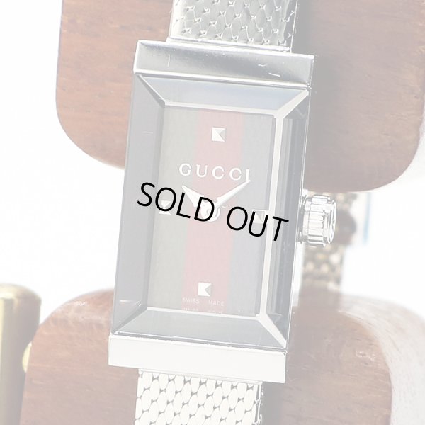 グッチ　Ｇフレーム　レクタンギュラー　ＹＡ１４７．５　トリコロール文字盤