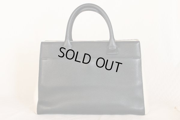 シャネル ネオエグゼクティブ 2WAYトートバック A69930 ブラック／アイボリー／GP金具 　裏面
