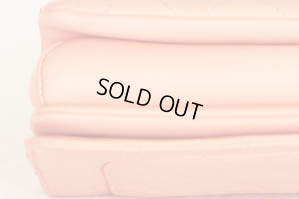 シャネル マトラッセ トップハンドル2WAYショルダーバック コーラルオレンジ　底拡大