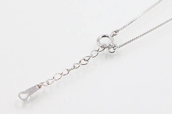 タサキ　K18WG ダイアイリペンダントネックレス 0.19ct 2.50g　裏面