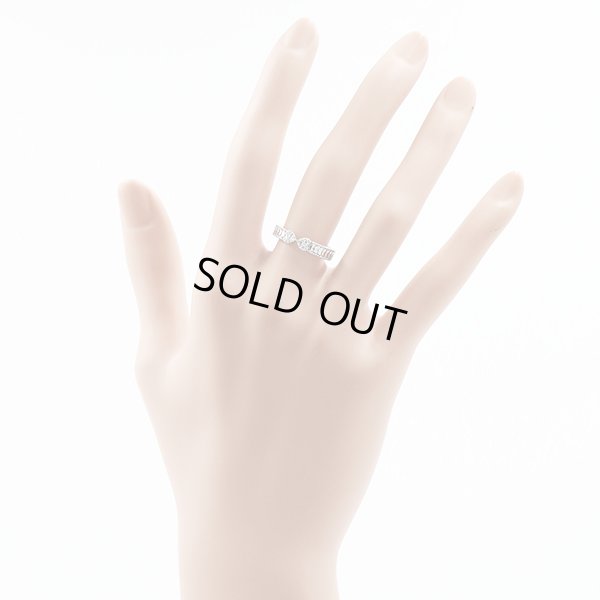 スタージュエリー　K18WG ダイアイリリング 0.07ct 3.40g　装着イメージ