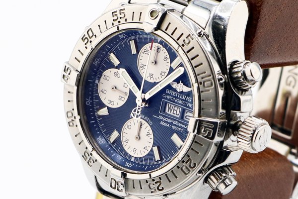 ブライトリング　スーパーオーシャン　クロノグラフ　Ａ１３３４０　紺文字盤　サイド拡大