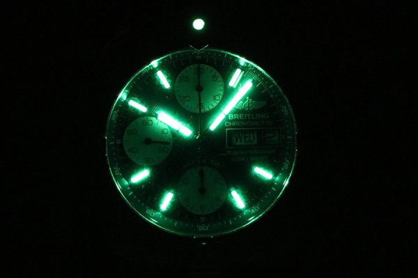 ブライトリング　スーパーオーシャン　クロノグラフ　Ａ１３３４０　紺文字盤　ライト暗闇