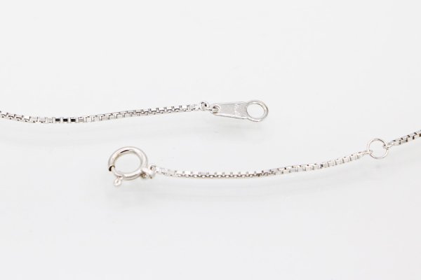 K18WG/PT900 エメラルドダイアイリペンダントネックレス 0.95ct 0.66ct 6.40g　留め具外したイメージ(2)