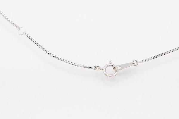 K18WG/PT900 エメラルドダイアイリペンダントネックレス 0.95ct 0.66ct 6.40g　留め具