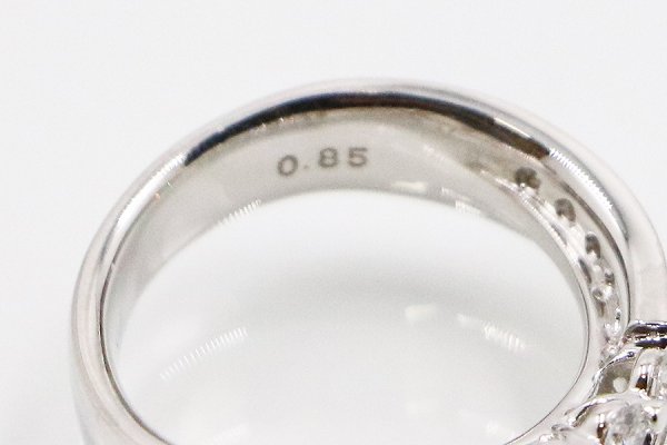 K18WG ダイアイリリング 0.85ct 6.90g　刻印(2)