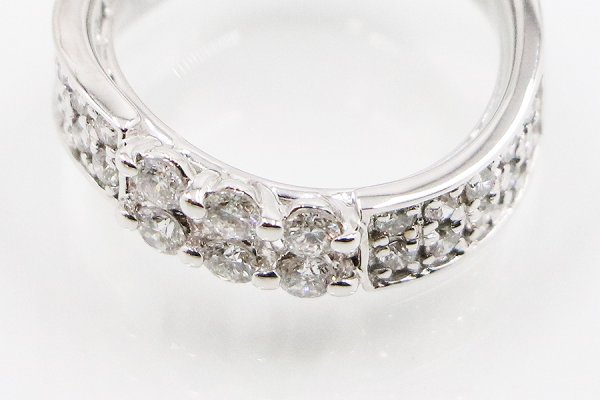 K18WG ダイアイリリング 0.85ct 6.90g　拡大